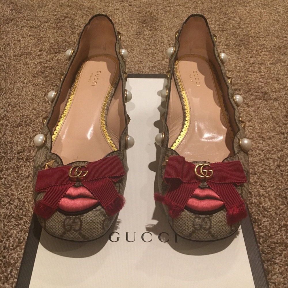 Gucci Lexi Ballet Flats